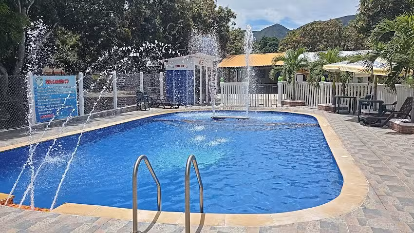 Hotel Campestre y Eventos Giselander