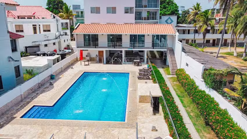 Hotel Caribe Cove&ntilde;as