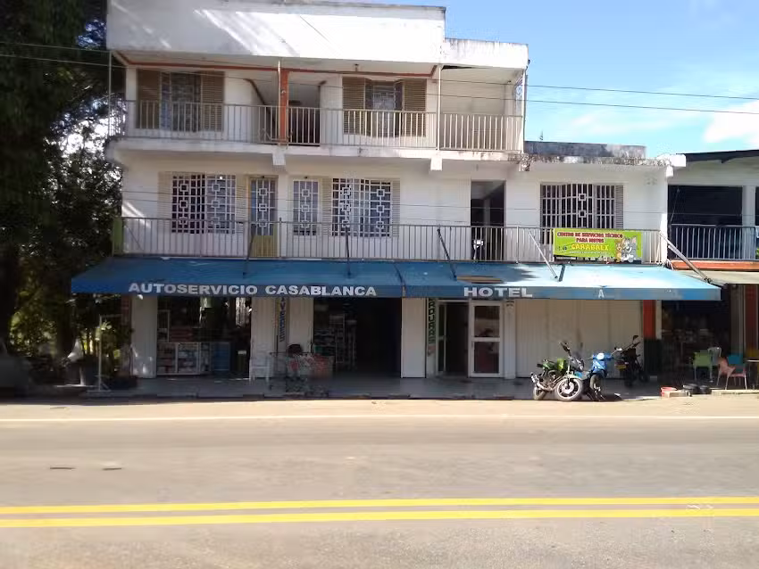 Hotel Casa Blanca