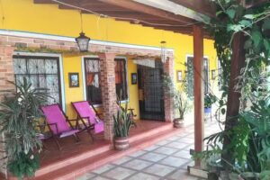 Hotel Casero, Buena Opcion, Tranquilo Y Seguro, No Restaurante.