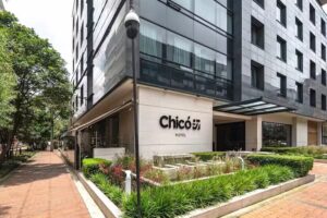 Hotel Chic&oacute; Parque 93