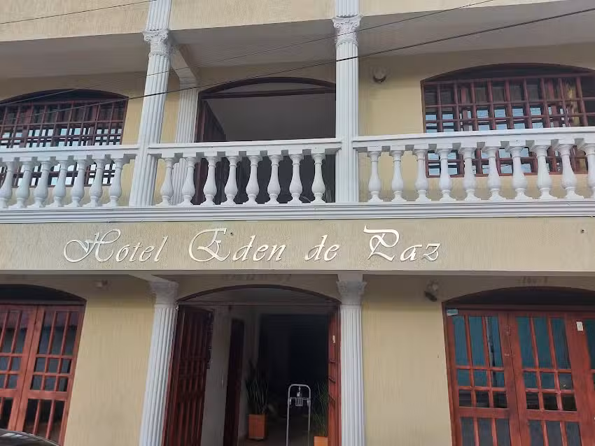 Hotel Eden De Paz