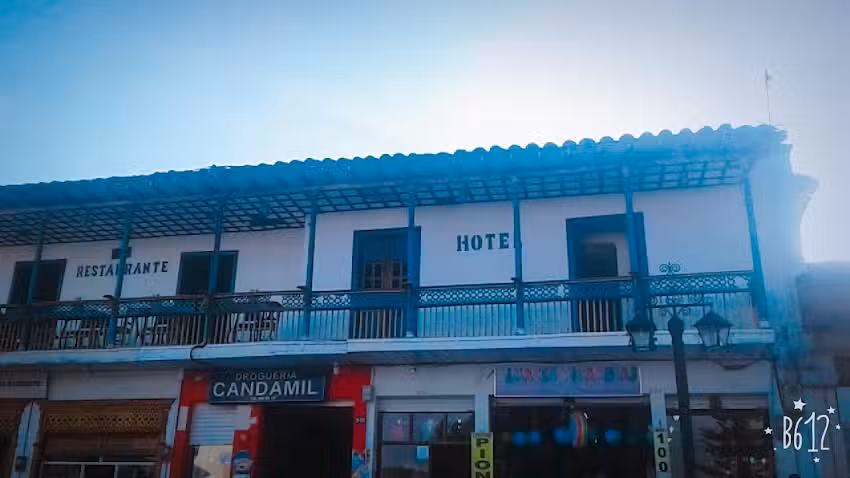 HOTEL EL PASILLO