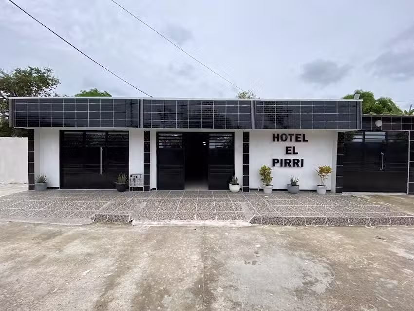 Hotel El Pirri