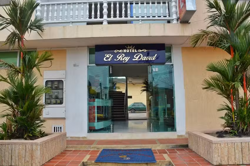 Hotel El Rey David MC