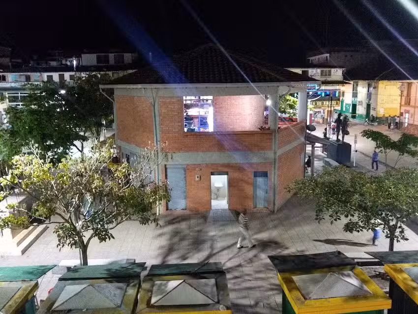 Hotel Ensue&ntilde;o