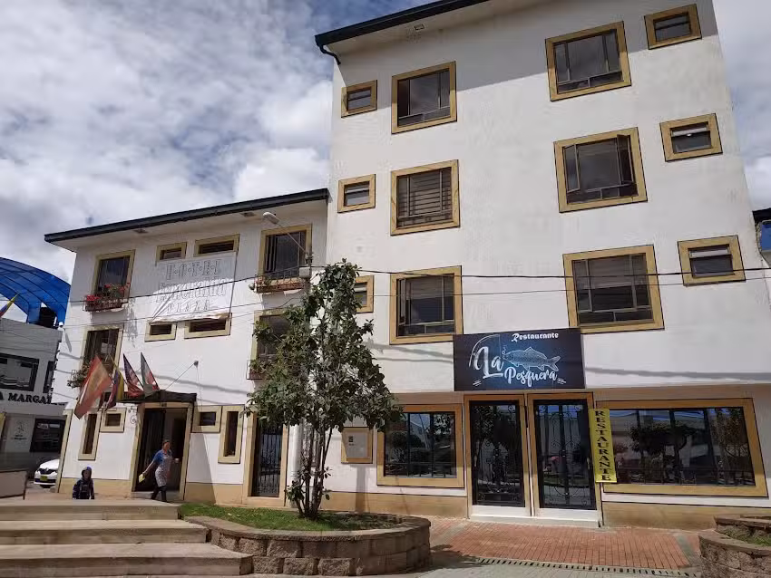 Hotel Esmeralda Plaza