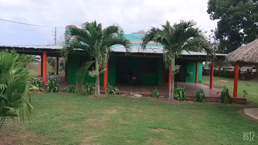 Hotel,estadero y restaurante Mi Casa