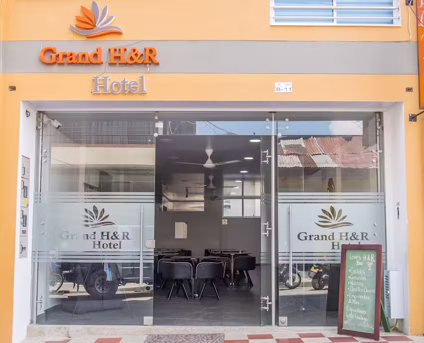 Hotel Grand H&R