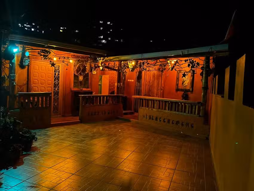 Hotel, Hostal El Castillo Santa