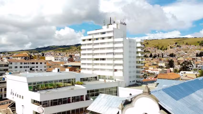 Hotel Hunza y Centro de Convenciones