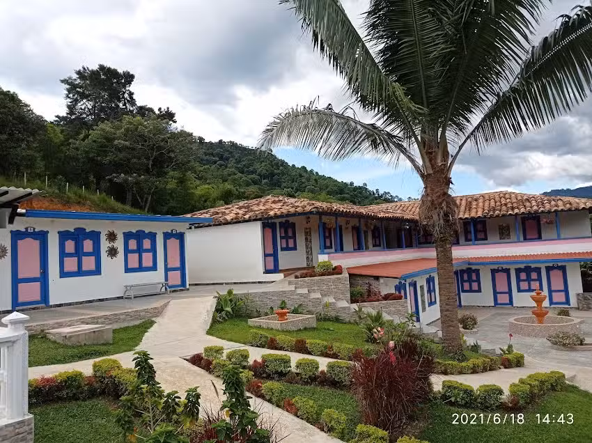 Hotel Jard&iacute;n del R&iacute;o