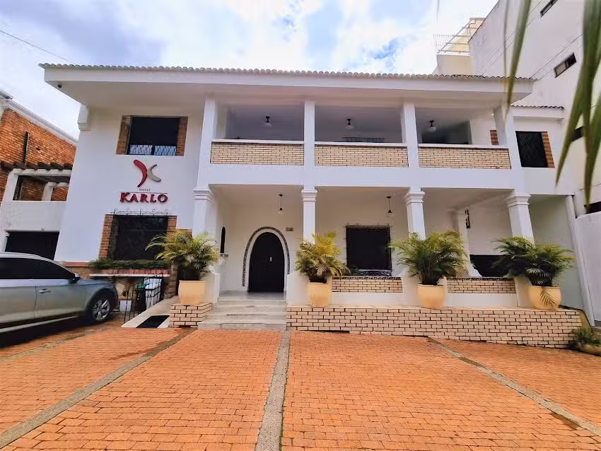 Hotel Karlo