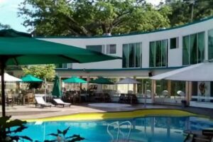 Hotel La Cascada Cristalina