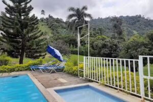 Hotel La Colina Centro Vacacional | Hotel en Mesitas del Colegio con piscina | Antigua casona villa martha