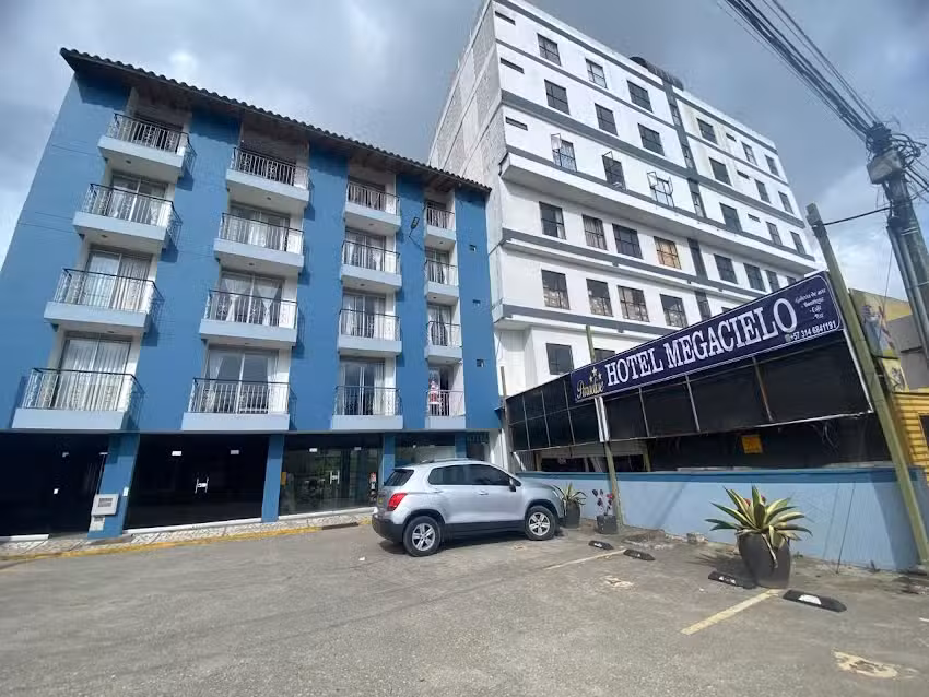 Hotel Megacielo