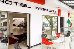 Hotel Merlott Lleras