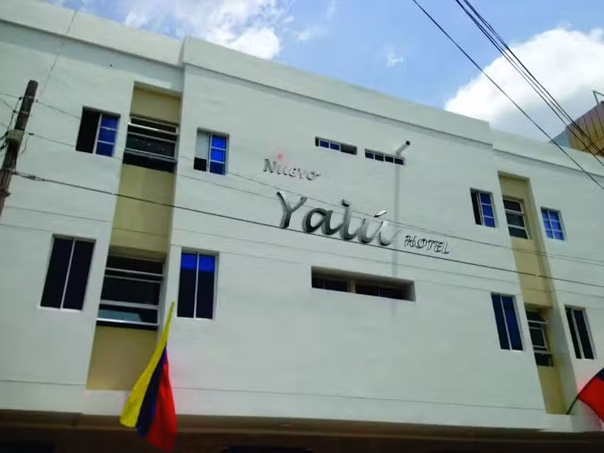 Hotel Nuevo Yal&uacute;