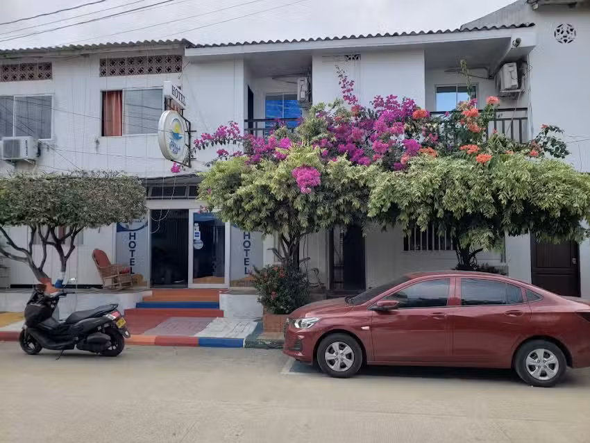 HOTEL ORILLA DEL MAR.