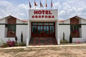 HOTEL OROPOMA