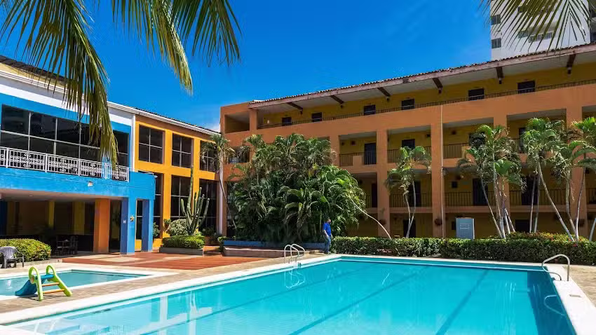 Hotel Palmarena Plaza