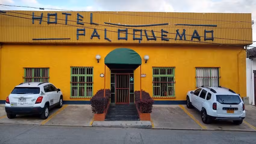 Hotel Palo Quemao