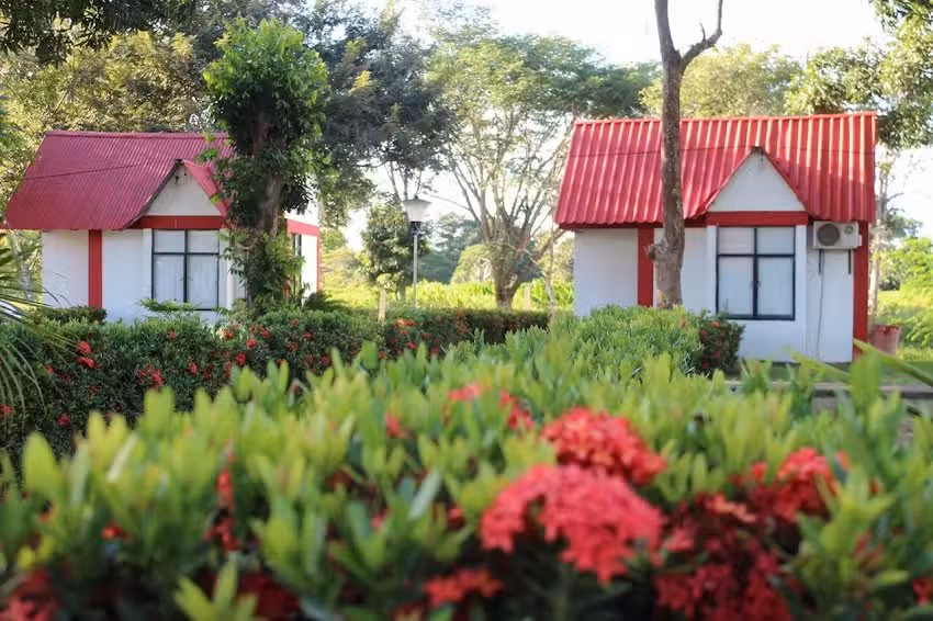 Hotel Para&iacute;so Tropical