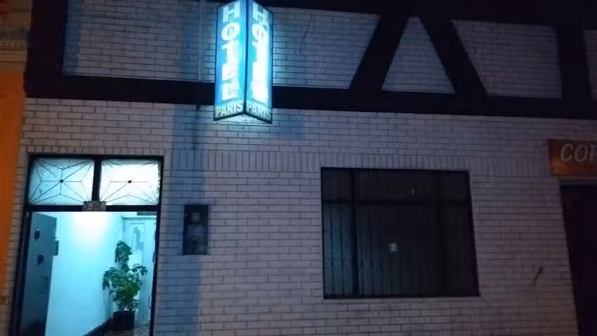 Hotel Par&iacute;s