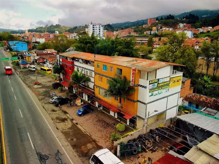 Hotel Puerta de Oriente