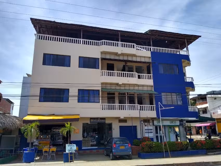 Hotel Punta de Aguila