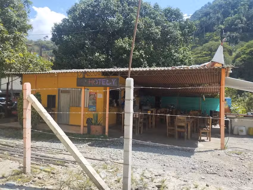 Hotel Restaurante Marmato Valencia