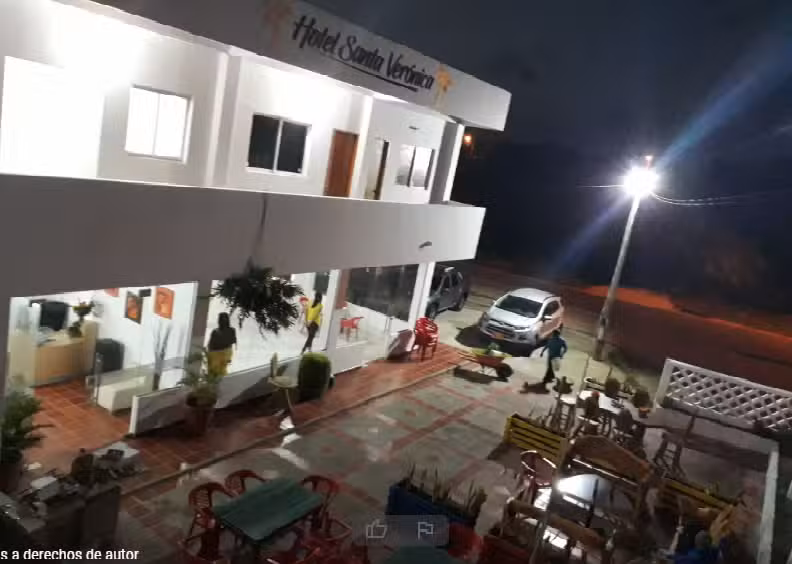 Hotel & Restaurante Santa Veronica