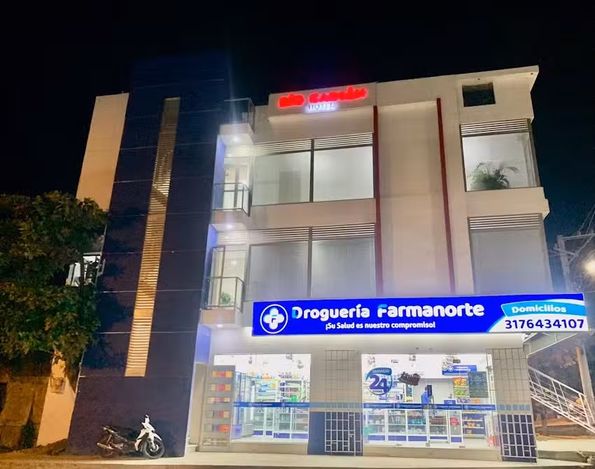 Hotel R&iacute;o Caim&aacute;n