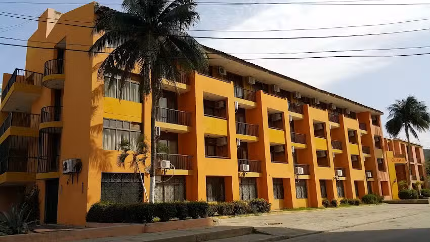 Hotel Rodadero Inn By GEH Suites