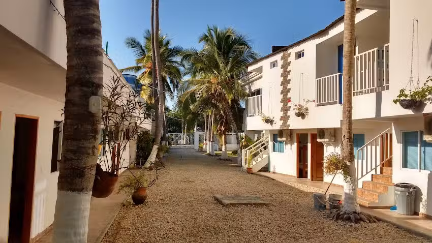 Hotel Salamandra Cove&ntilde;as