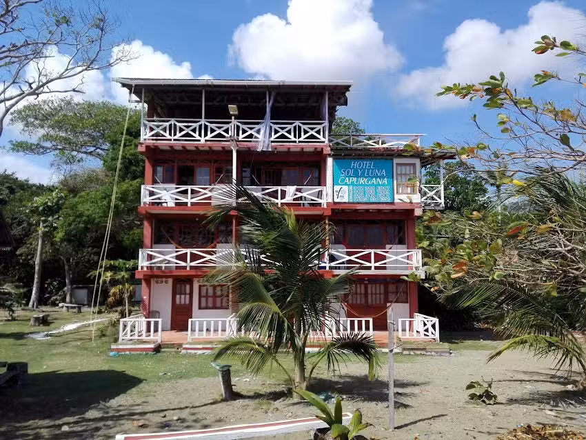 Hotel Sol y Luna Capurgan&aacute;