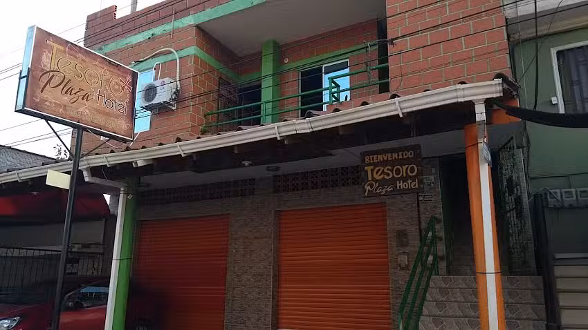 HOTEL TESORO PLAZA
