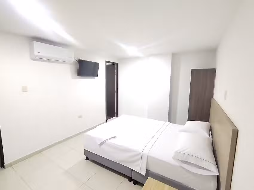 Hotel Torre 2 Bucare