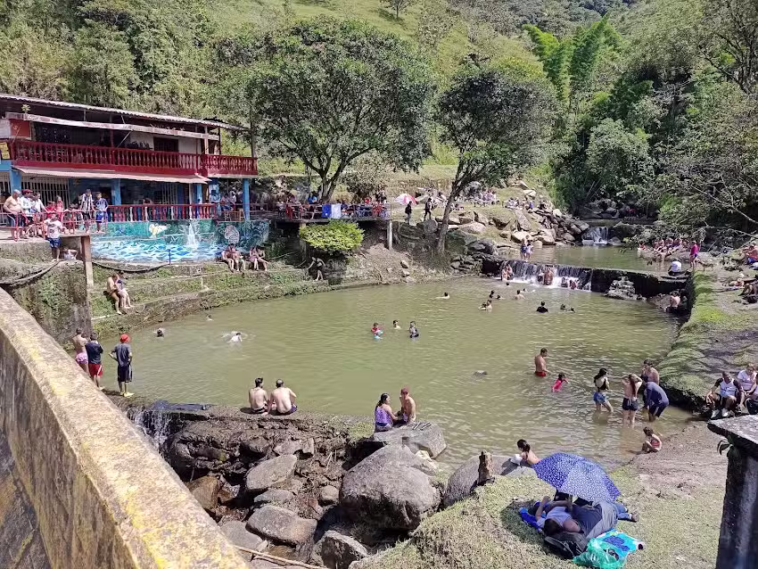 Hotel Y Restaurante El Descanso