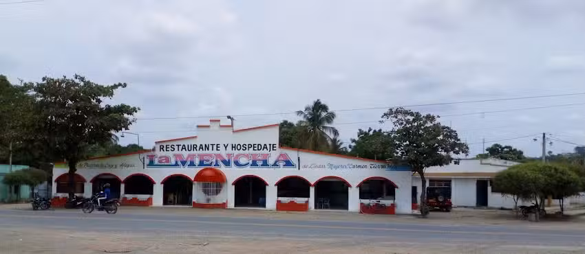 Hotel Y Restaurante La Mencha