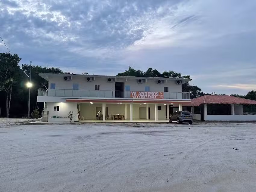 HOTEL Y RESTAURANTE MONTE CARMELO