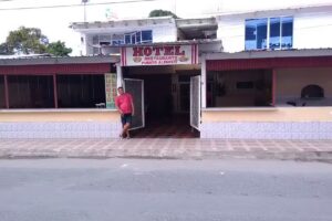 Hotel y restaurante Puerto Alegre