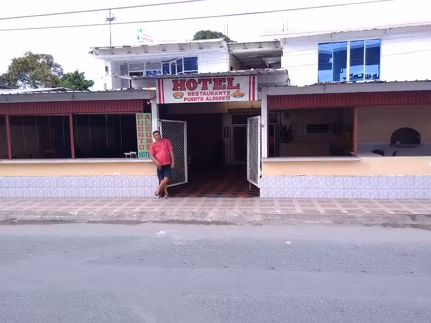 Hotel y restaurante Puerto Alegre