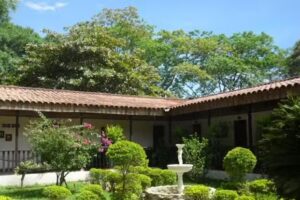 Hotel Y Restaurante Villa Claudia