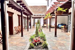 HOTELES EN BUGA – HOTEL COLONIAL