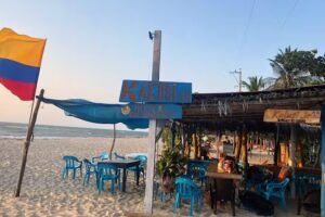 KALUSI JR. Hostal y Restaurante