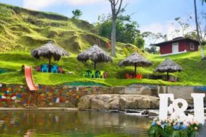 La Alpina Centro Turístico