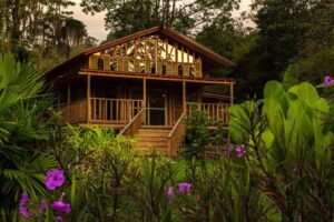 La caba&ntilde;a en el Guadual