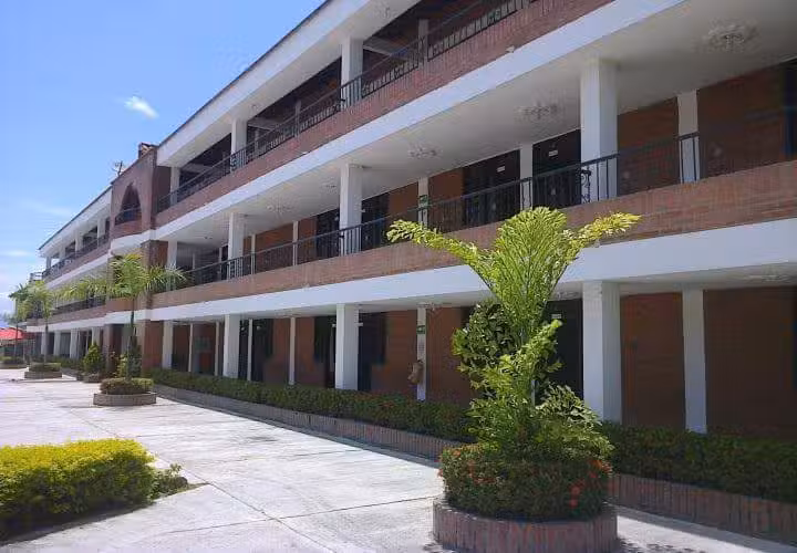 LA LIZAMA HOTEL