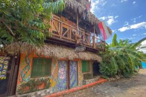 La Natura Hostel & Pool